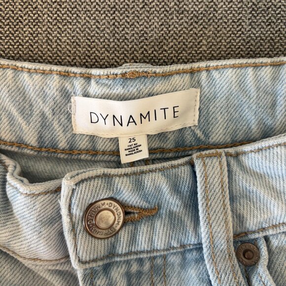 Dynamite | Light Wash Distressed High-Waisted Denim Shorts – Size 25 - Picture 3 of 6